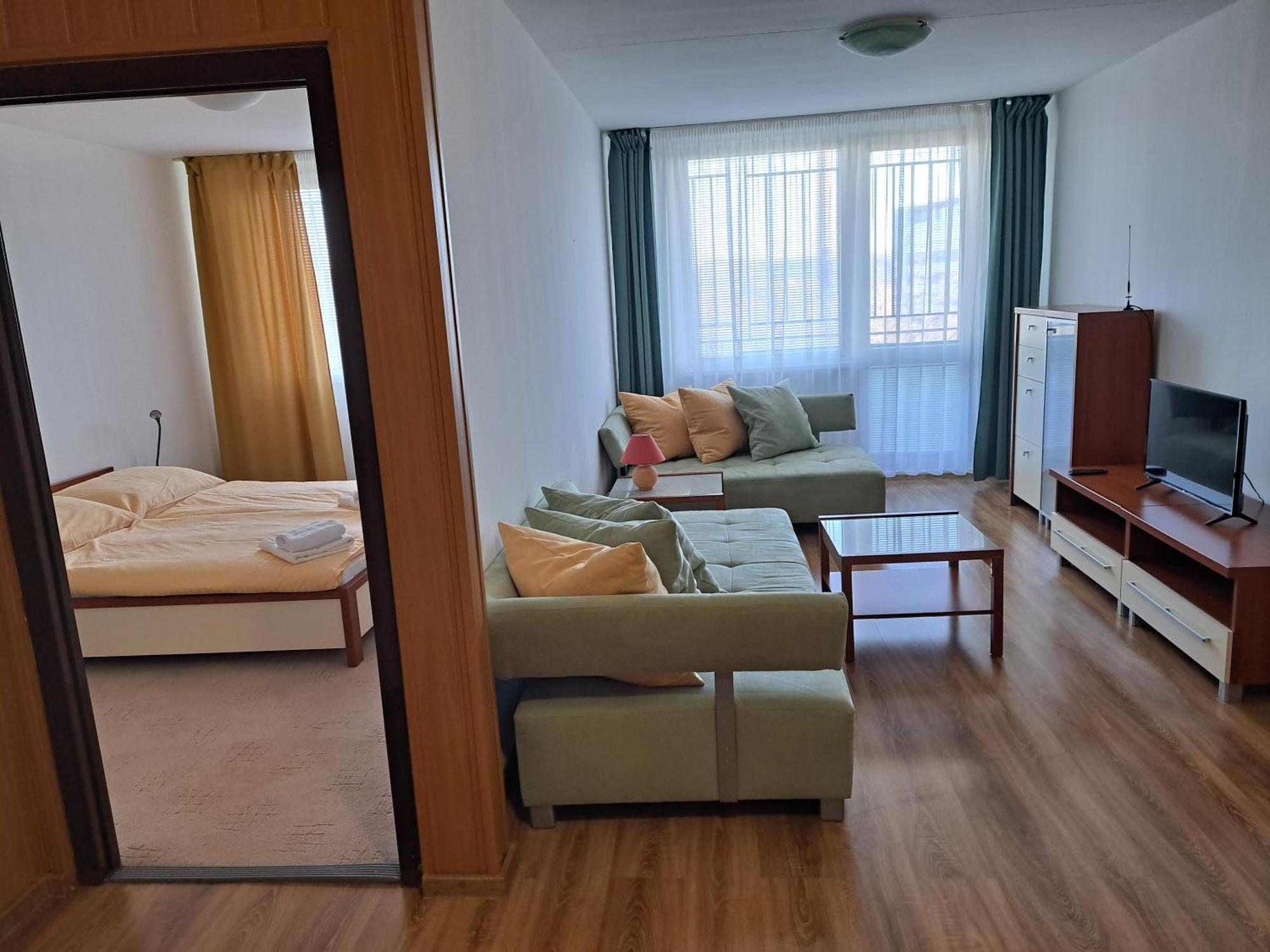 Skolsky Internat Medicka 2 Košice Exterior foto