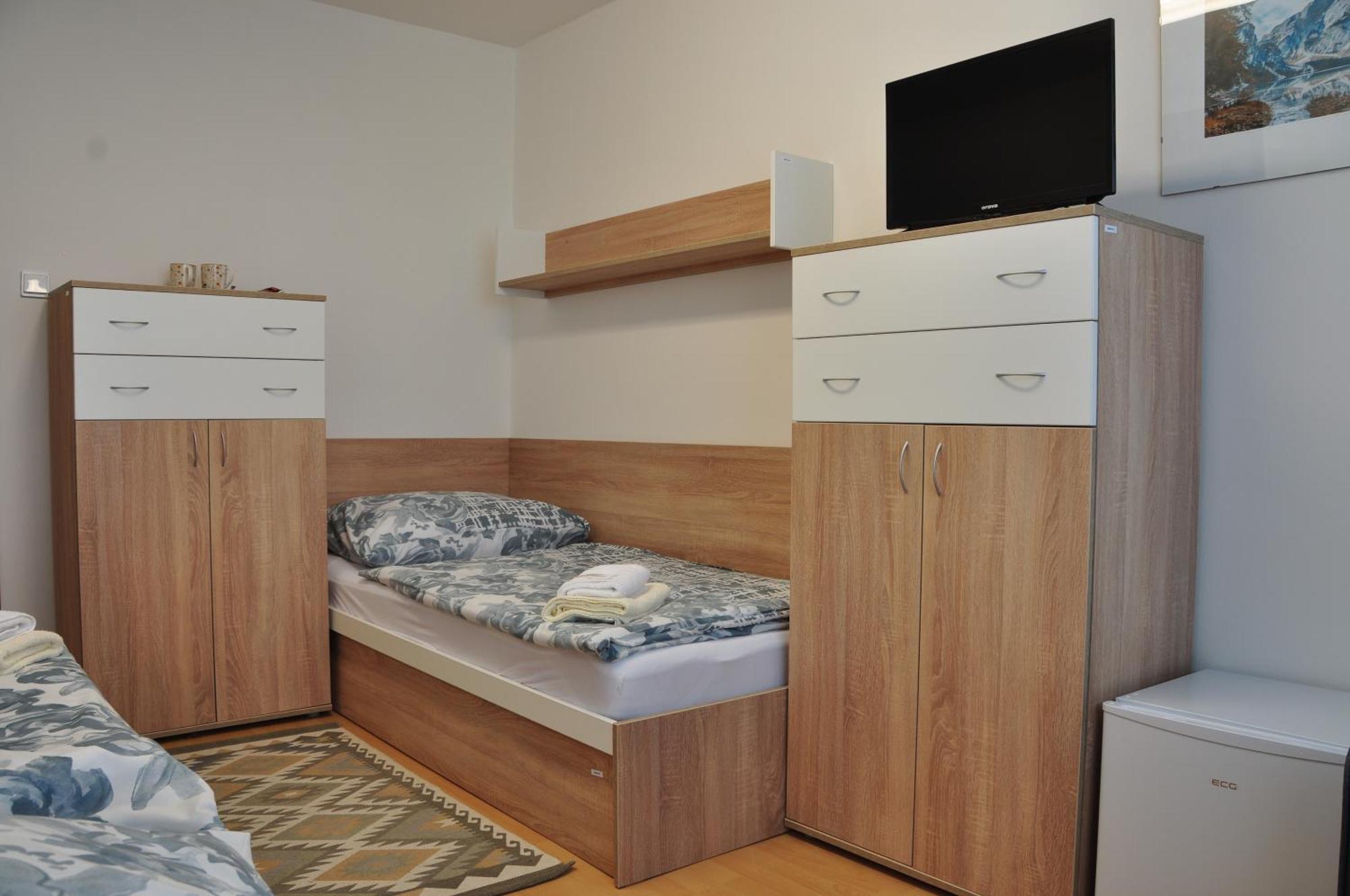 Skolsky Internat Medicka 2 Košice Exterior foto