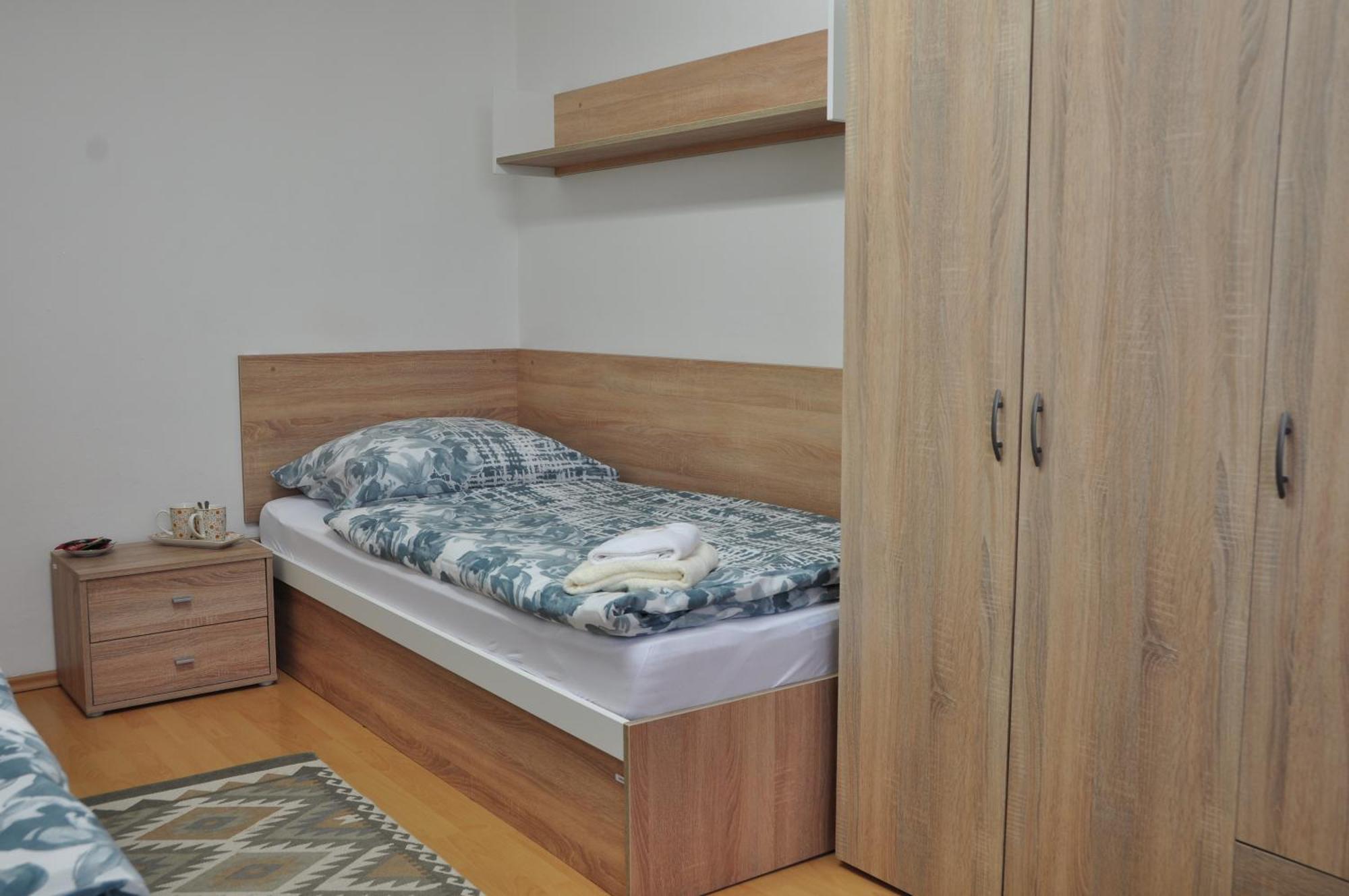 Skolsky Internat Medicka 2 Košice Exterior foto